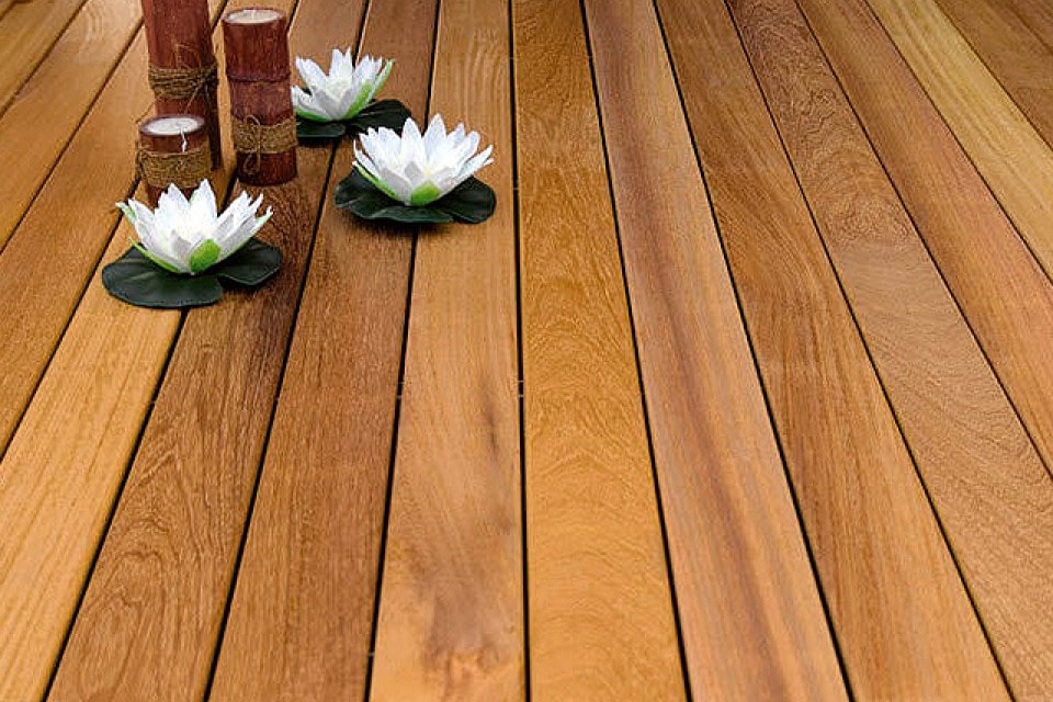 Lame de Terrasse Iroko Hardwood