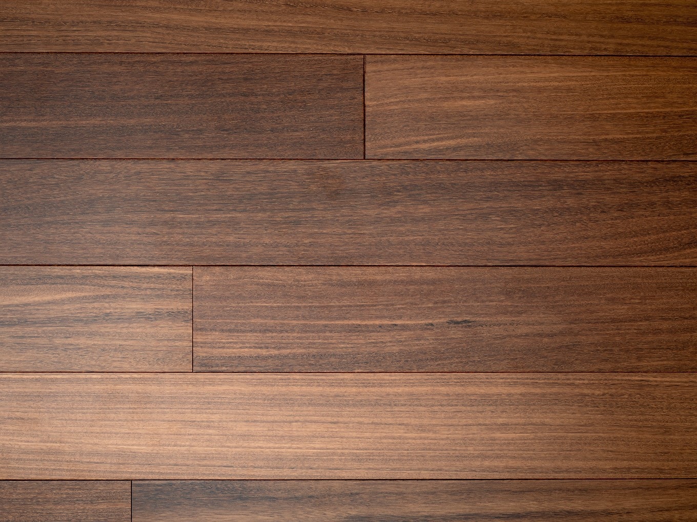 Parquet Massif Vernis Naturel Afromosia